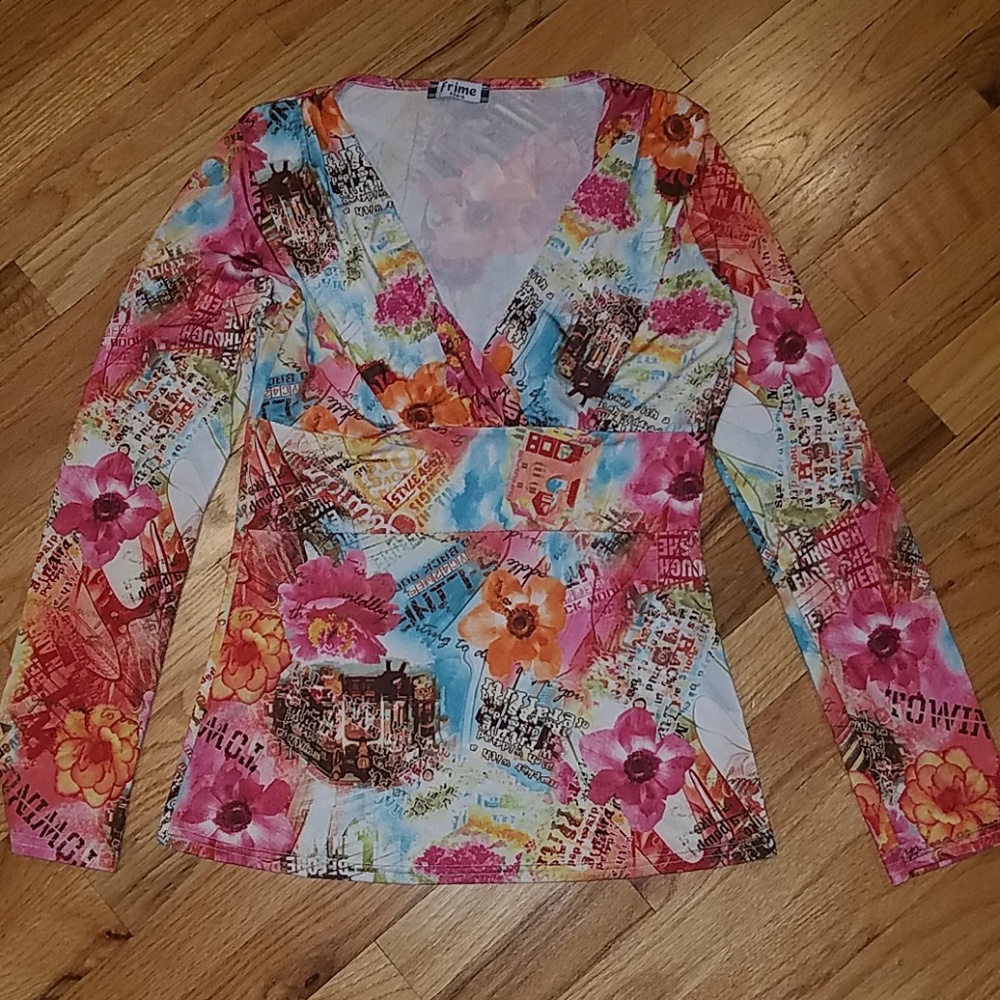 Ladies LS pattern top,  No size , S?